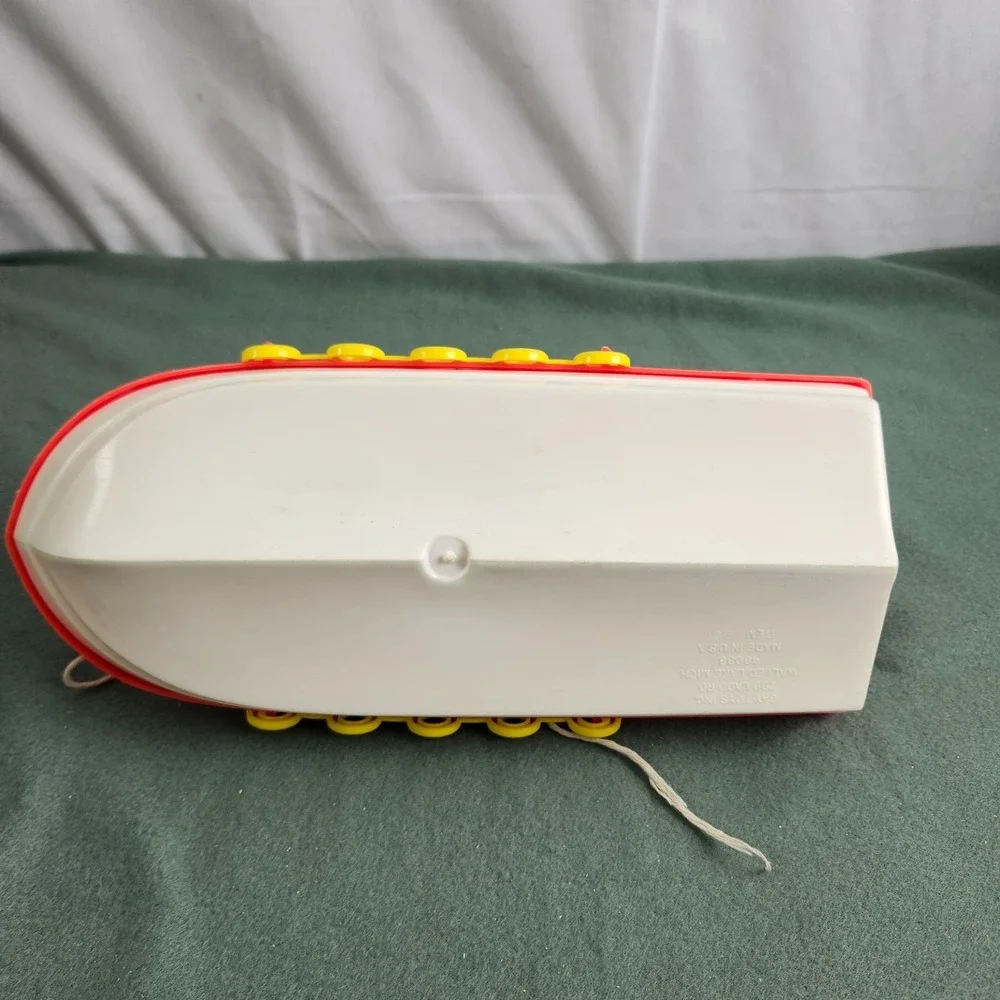 Vintage Gay Toys Plastic Boat Pull String Rescue Rings 70s 80s